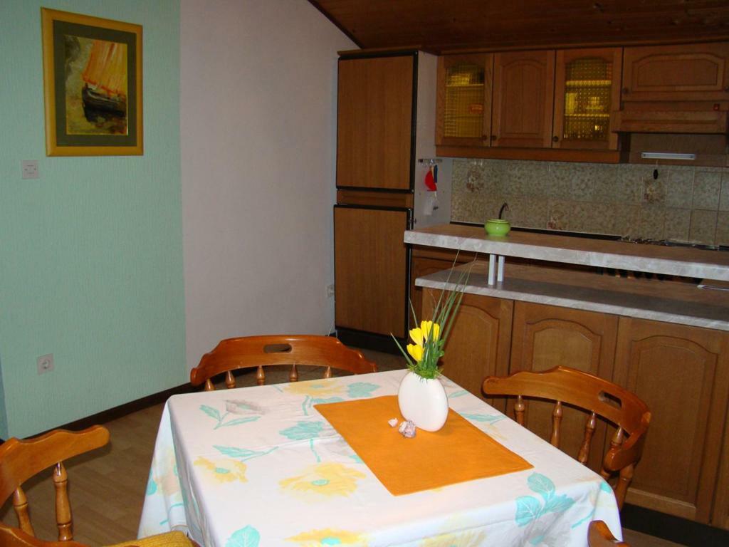 Apartament House Subic Supetarska Draga Zewnętrze zdjęcie